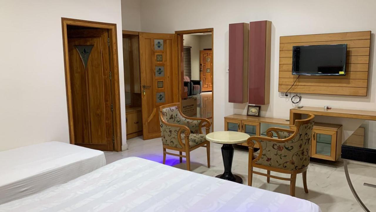 Hill View Paradise - 2Bhk'S & Rooms - A Golden Group Of Premium Home Stays - Tirupati Exterior foto